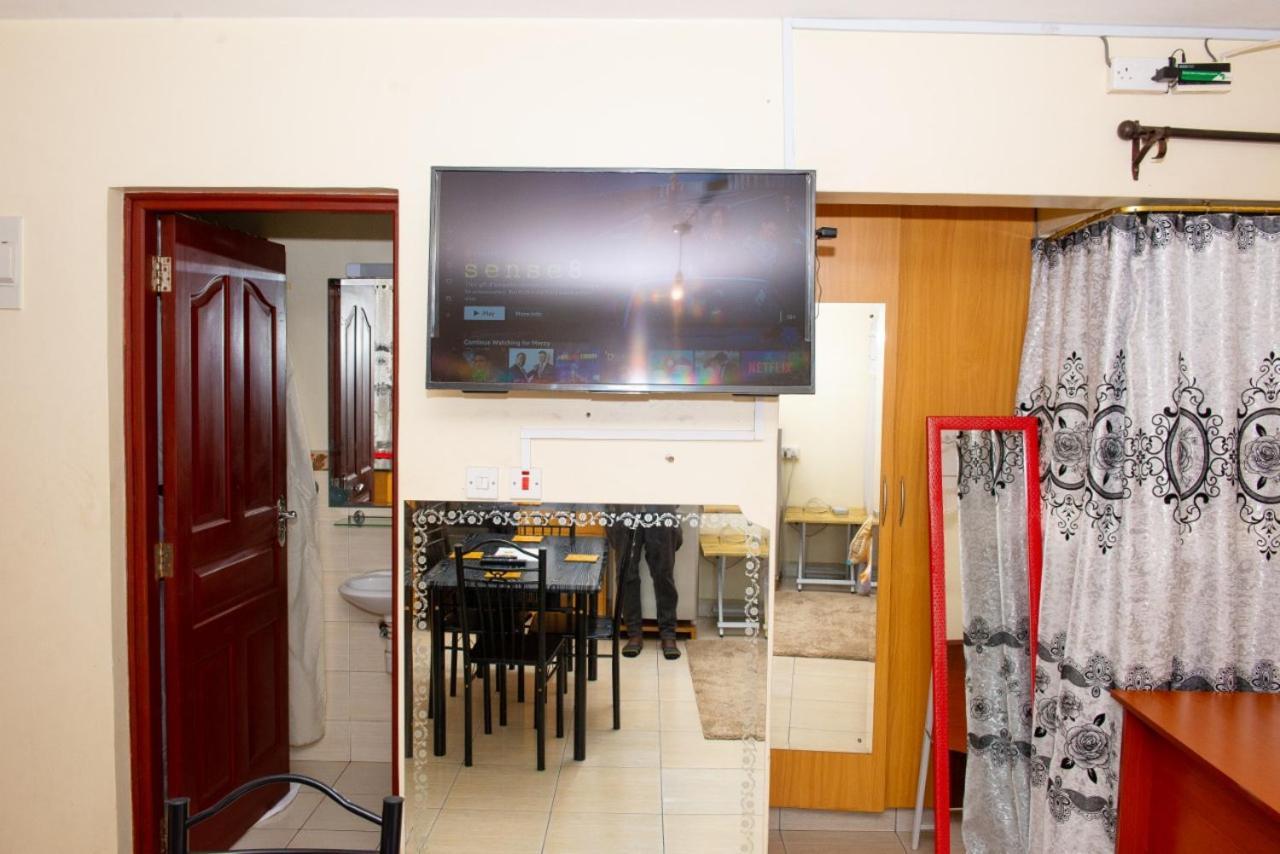 Mercy-Phillips Apartments Located At Eagle Tower Building Nairobi City Centre Eksteriør bilde