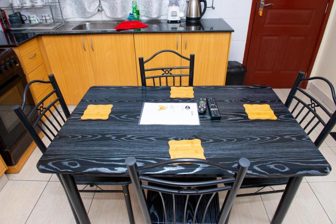 Mercy-Phillips Apartments Located At Eagle Tower Building Nairobi City Centre Eksteriør bilde