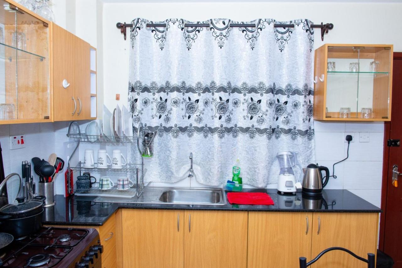 Mercy-Phillips Apartments Located At Eagle Tower Building Nairobi City Centre Eksteriør bilde
