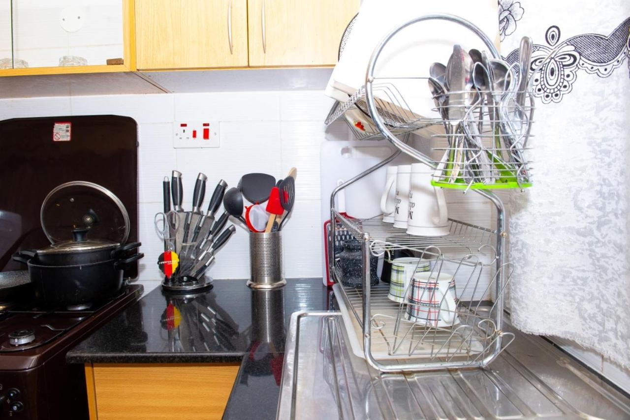 Mercy-Phillips Apartments Located At Eagle Tower Building Nairobi City Centre Eksteriør bilde