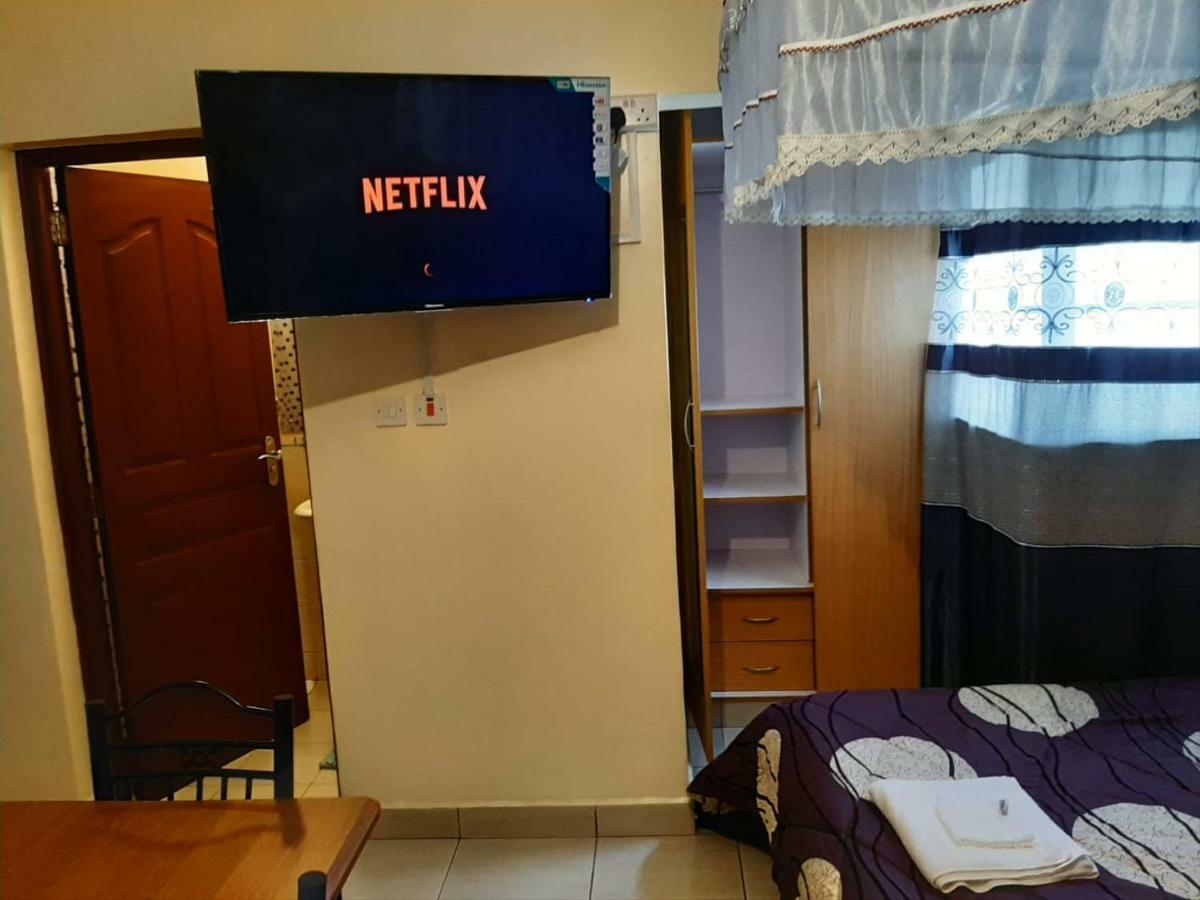 Mercy-Phillips Apartments Located At Eagle Tower Building Nairobi City Centre Eksteriør bilde