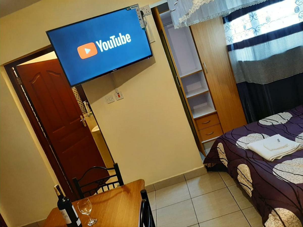 Mercy-Phillips Apartments Located At Eagle Tower Building Nairobi City Centre Eksteriør bilde