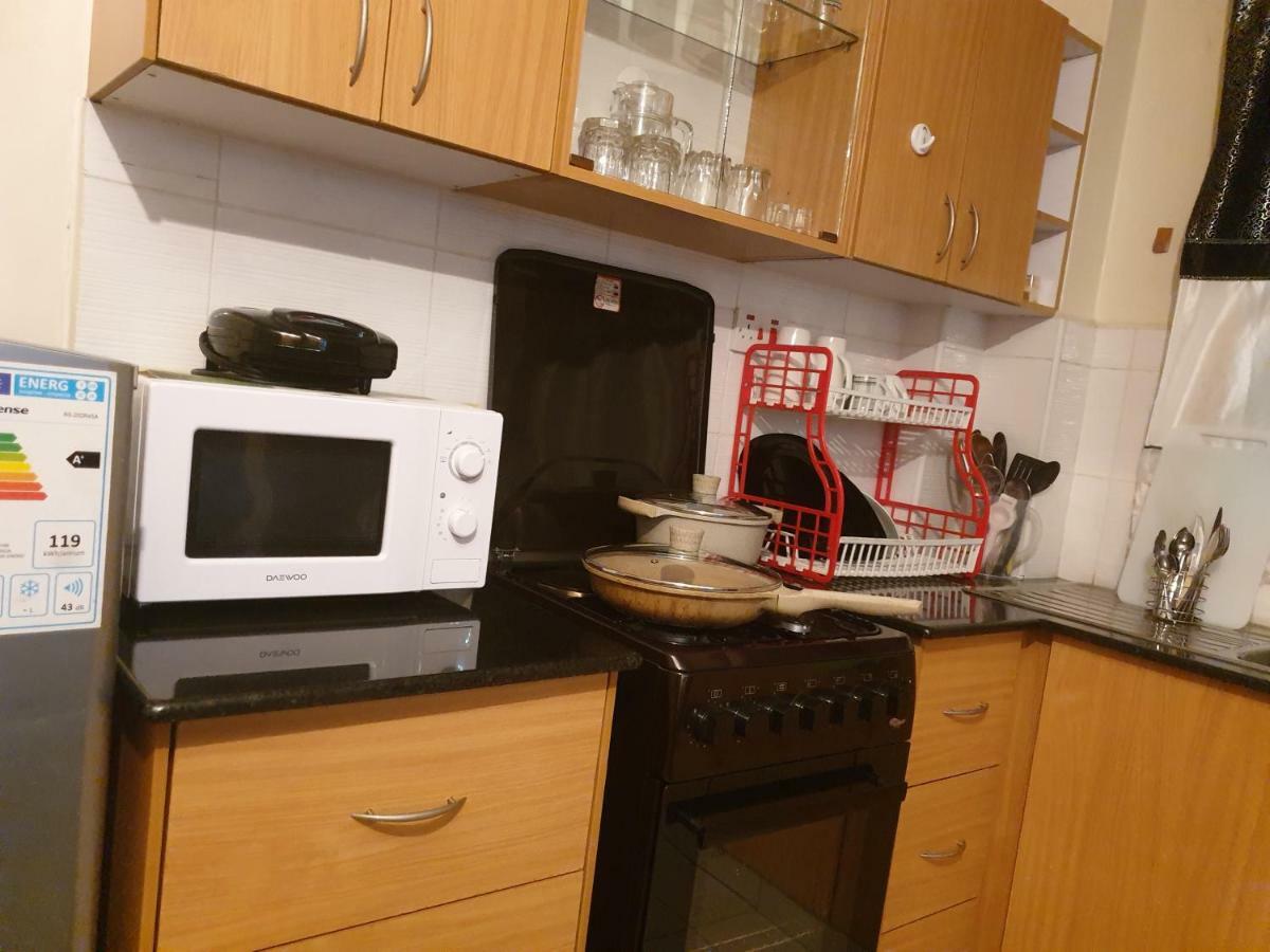 Mercy-Phillips Apartments Located At Eagle Tower Building Nairobi City Centre Eksteriør bilde