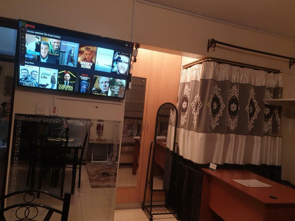 Mercy-Phillips Apartments Located At Eagle Tower Building Nairobi City Centre Eksteriør bilde